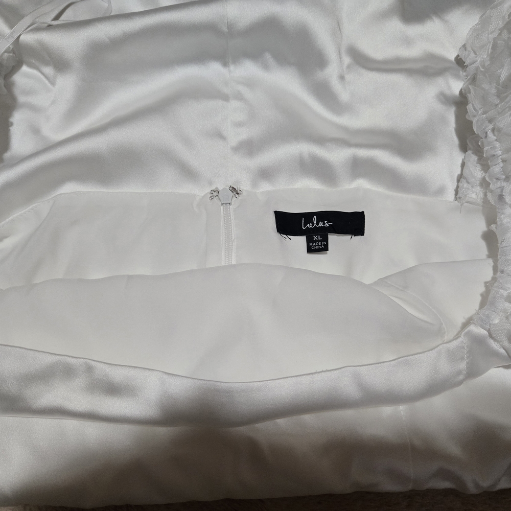 Lulu's Ivory Satin Dress with Ruffled Sleeves Size XL - Picture 10 of 14